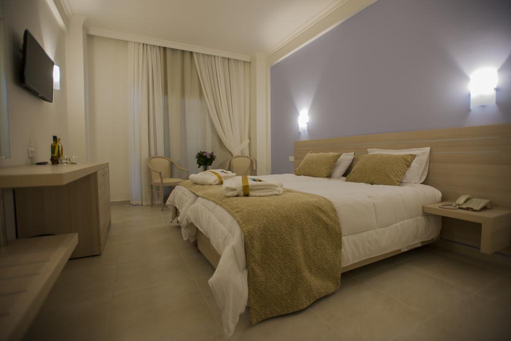 Rhodos Beach Hotel Стая снимка